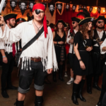 Jak zrobić strój pirata? Kilka prostych kroków i inspiracje